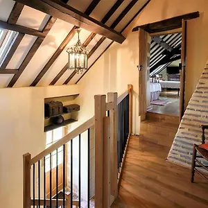  Hébergement de vacances Domaine La Carrière France